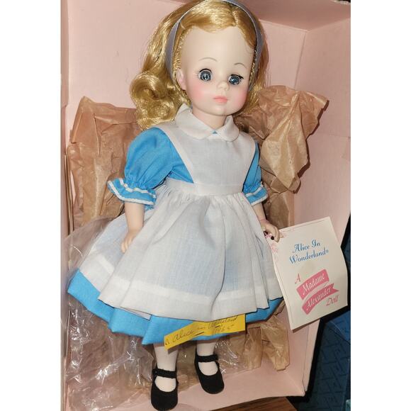 Vintage Alice in Wonderland Madame Alexander Baby Doll NIB - Picture 3 of 6